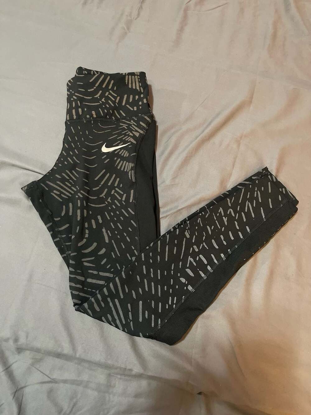 Nike Run Division Fast Leggings Size S Black Reflective Dri-FIT